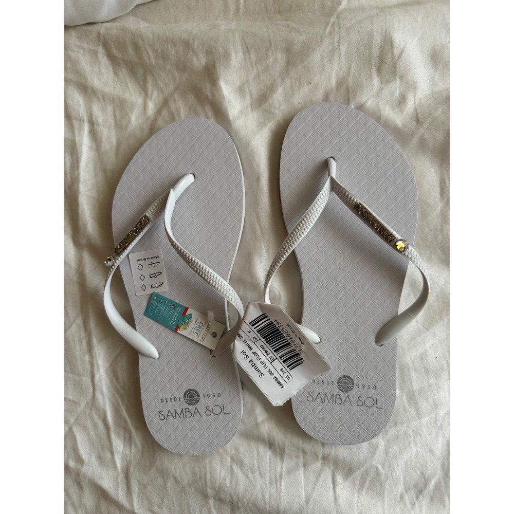 NWT Samba Sol Women's White Gold Hardware Fashion Flip Flops Size 7/8
